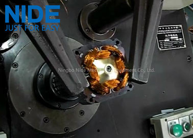 Bobina di statore automatica del motore del generatore che inserisce il singolo posto di lavoro della macchina