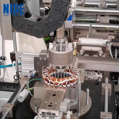 Linea di assemblaggio di statori e rotori a motore a induzione automatico