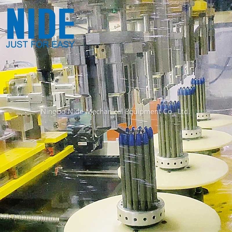 2 stazioni di lavoro La macchina per avvolgere il filo per 12 barre in industria