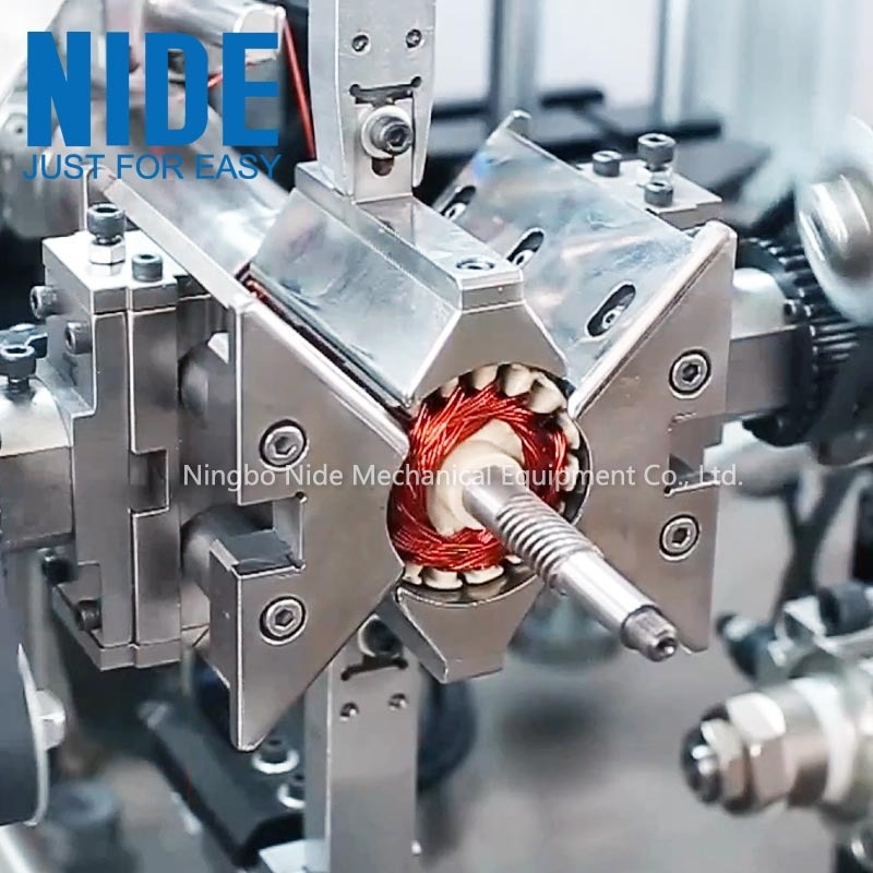 Rotore a fessura pari Tipo di automazione completamente automatica Armatura Attrezzatura di avvolgimento Diametro 22-80 mm